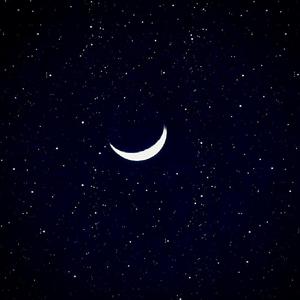 一个吃奶一个添下边18禁欧美
